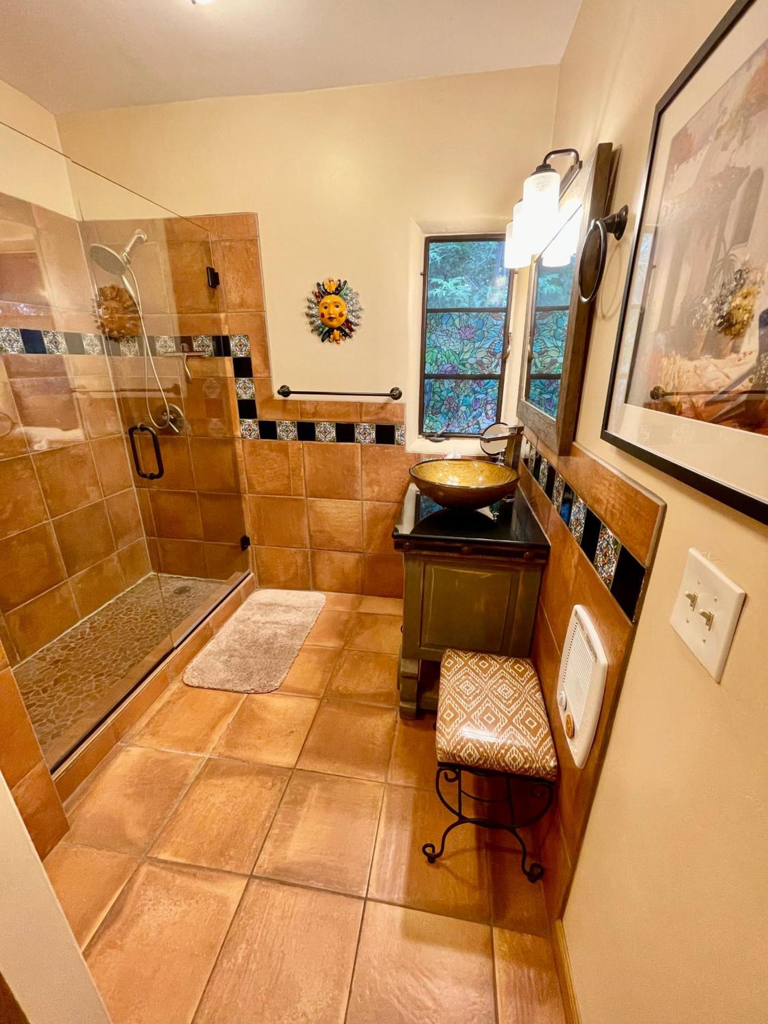The Pleasant Street Casitas - Historic & Modern Charm